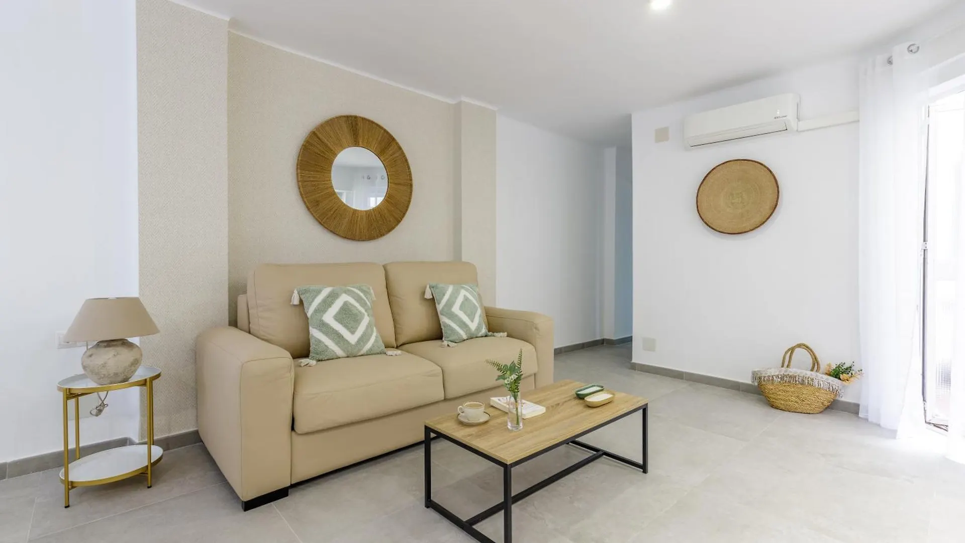 Living4Malaga Central Haven Hiszpania